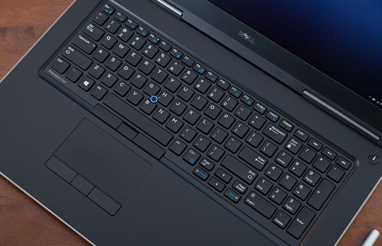 Laptop poleasingowy Dell Precision 7720